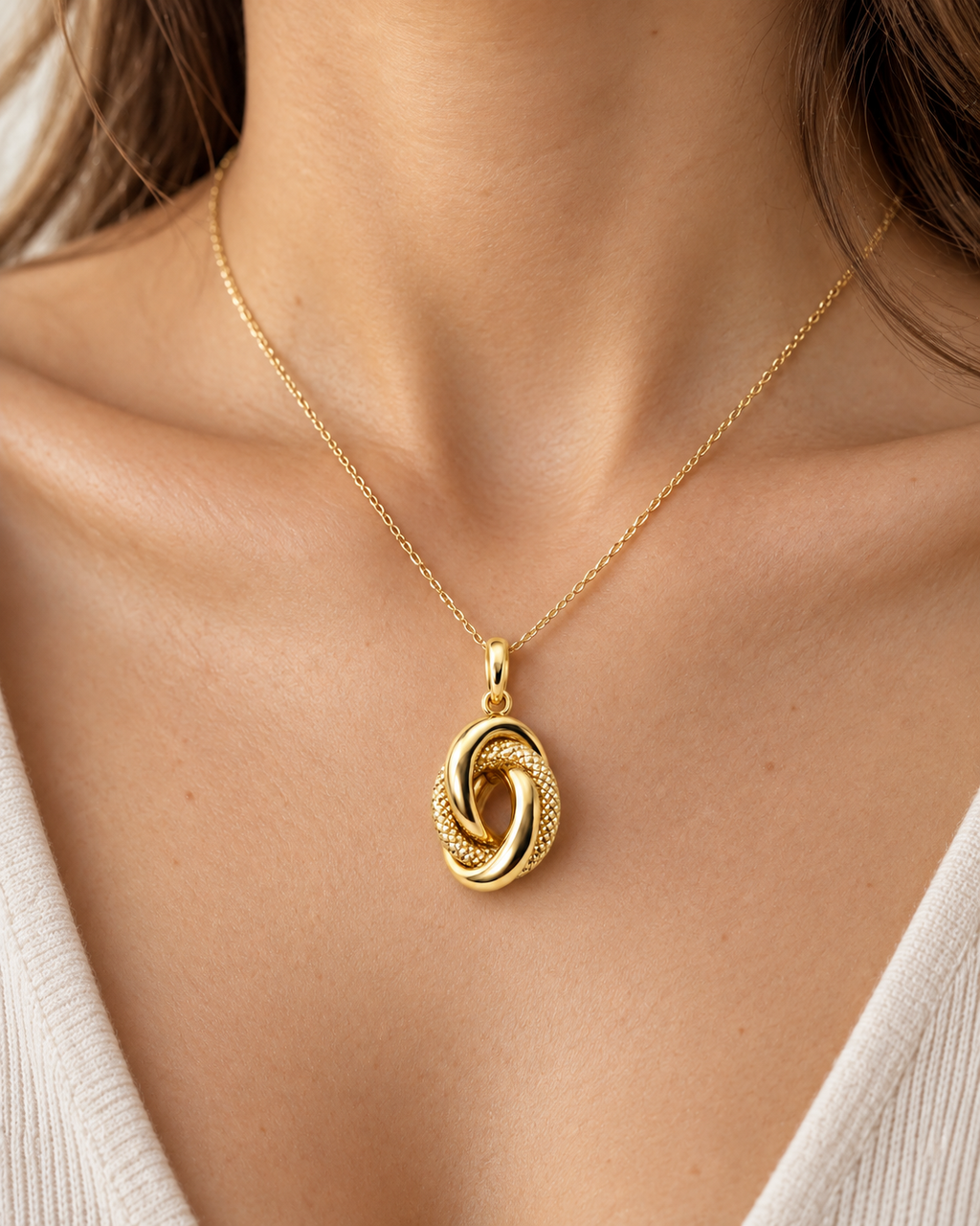 Women's 14K Gold Knot Pendant