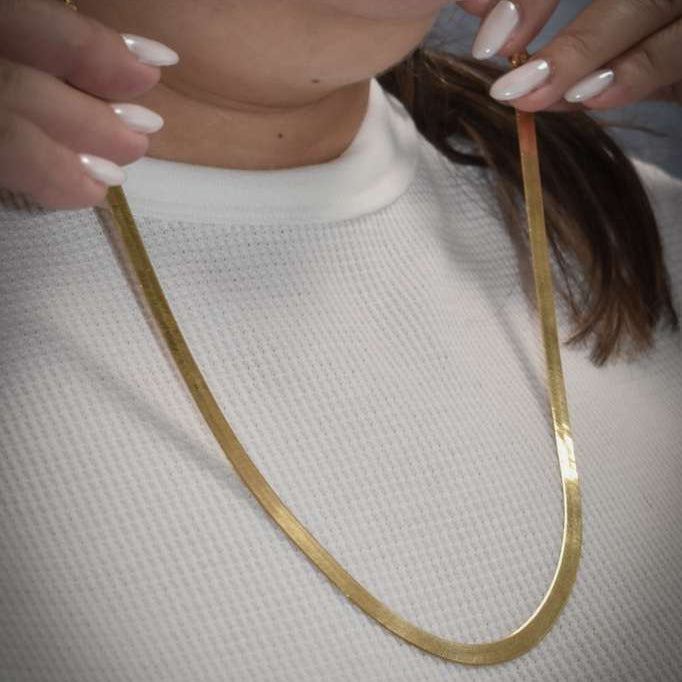 Women's 14K Gold Herringbone Chain Necklace