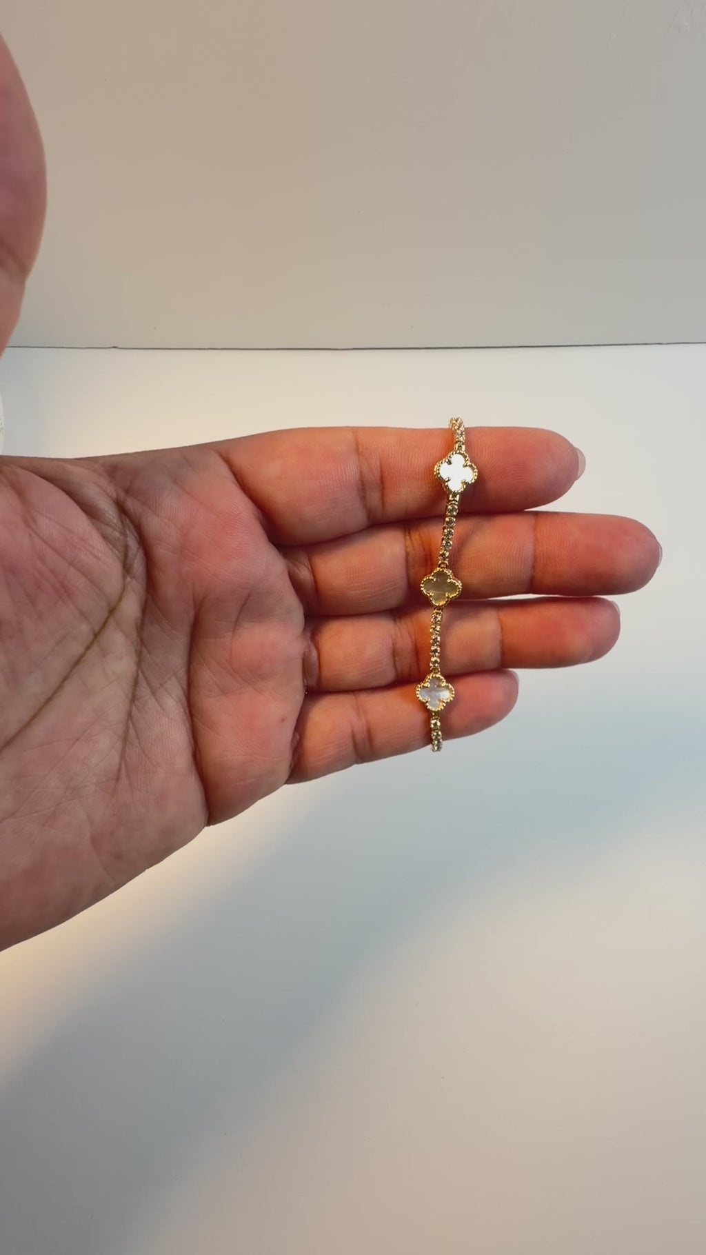 Women's 14K Gold Flower Bracelet