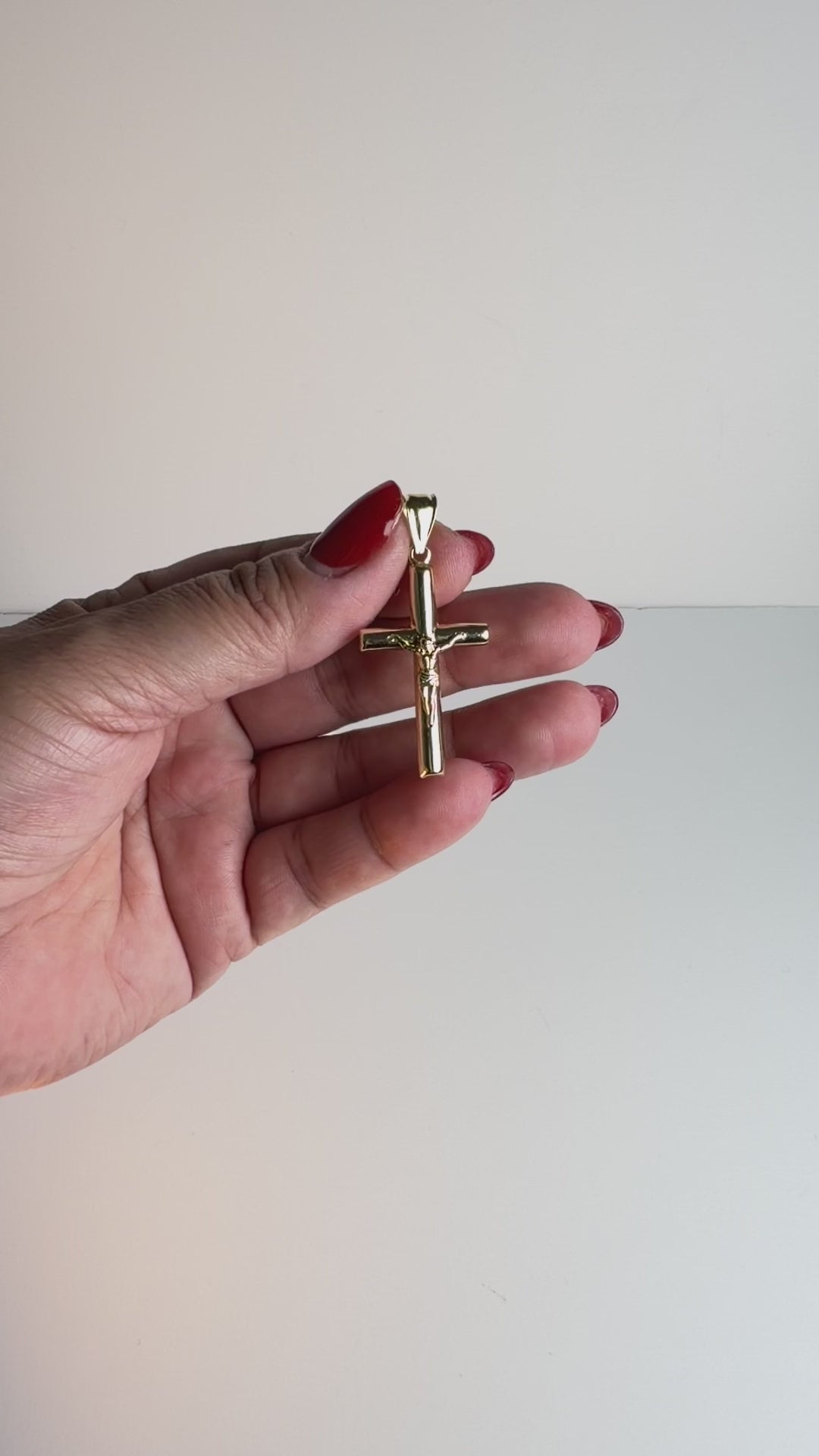 Men's 14K Gold Classic Crucifix Pendant